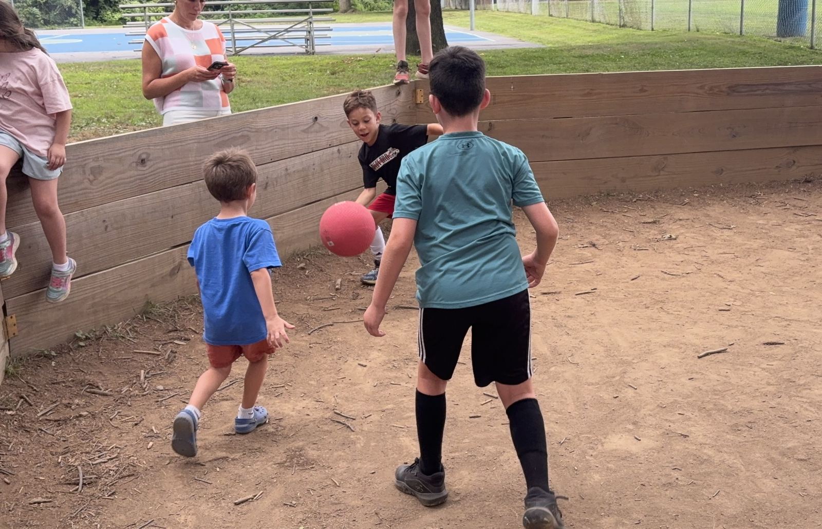 Thiago going after Owen